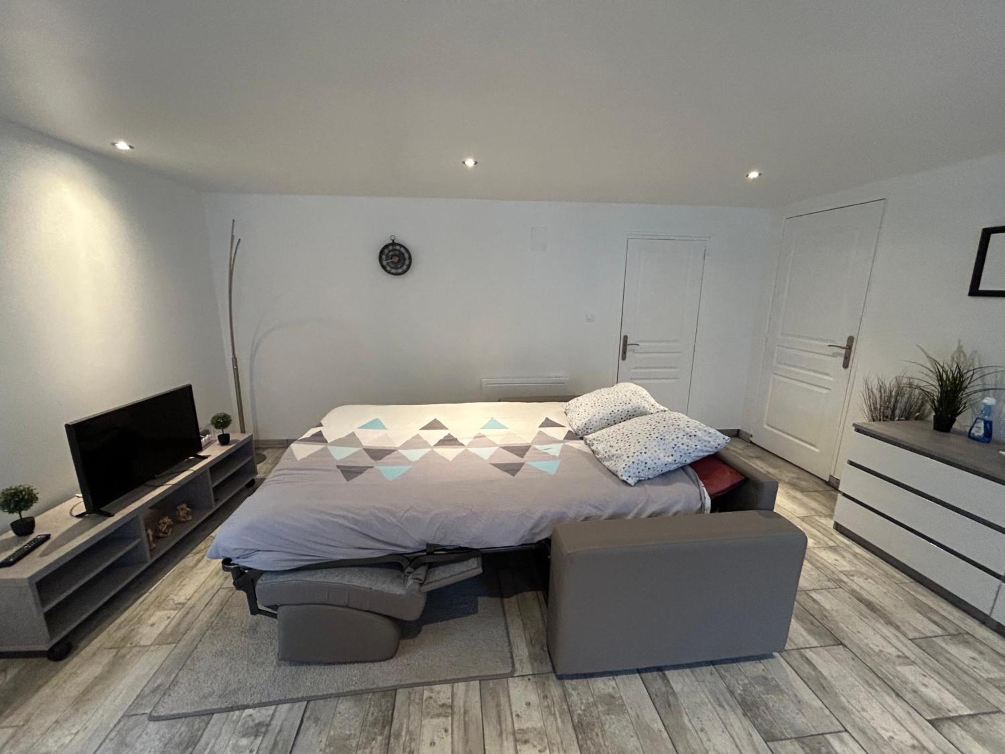 Studio Nanteuil-en-Vallee Ngoại thất bức ảnh